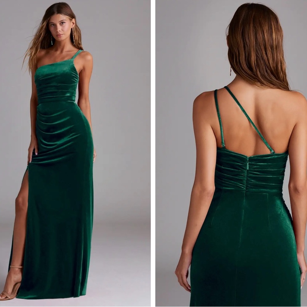 Azazie Eren Emerald Velvet Dress - Picture 2 of 4